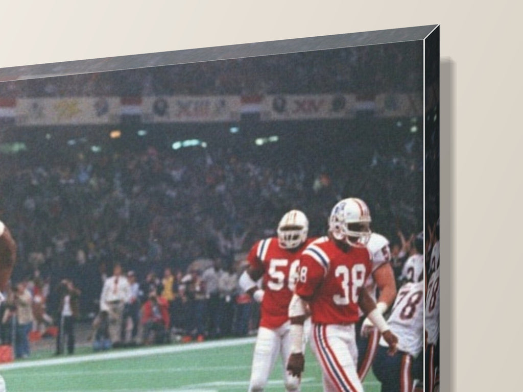 Refrigerator Perry Canvas Wall Art | Chicago Bears — close-up of the gallery-wrapped corner and 1.25-inch edge